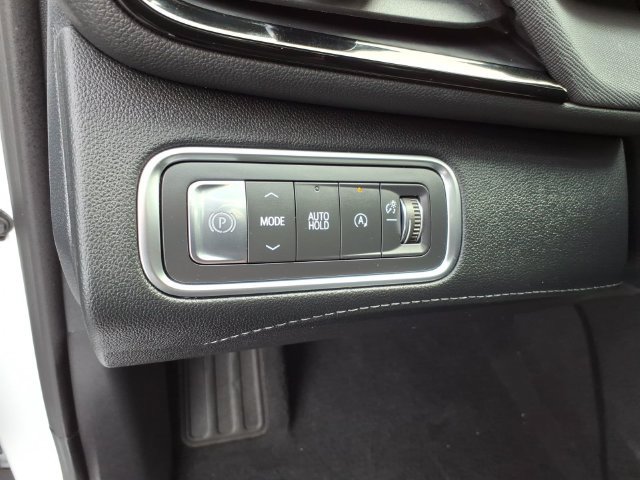 Used 2025 Buick Enclave Preferred FWD image 31