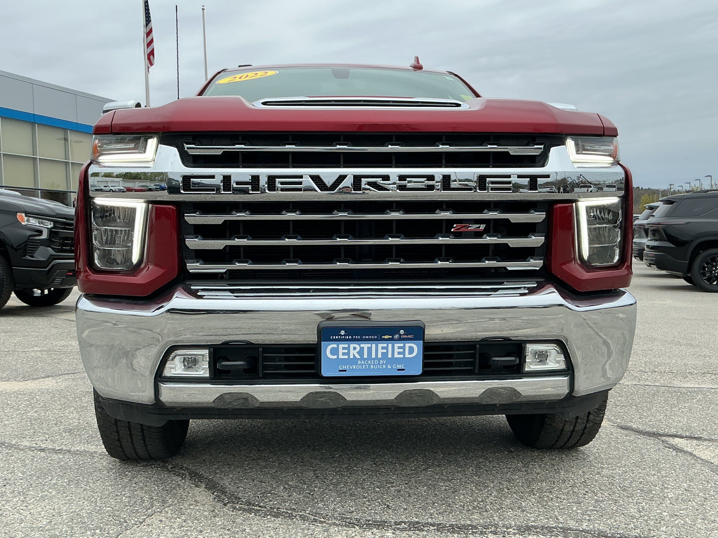 Used 2022 Chevrolet Silverado 2500 LTZ w/ Z71 Off-Road Package AWD/4WD image 5