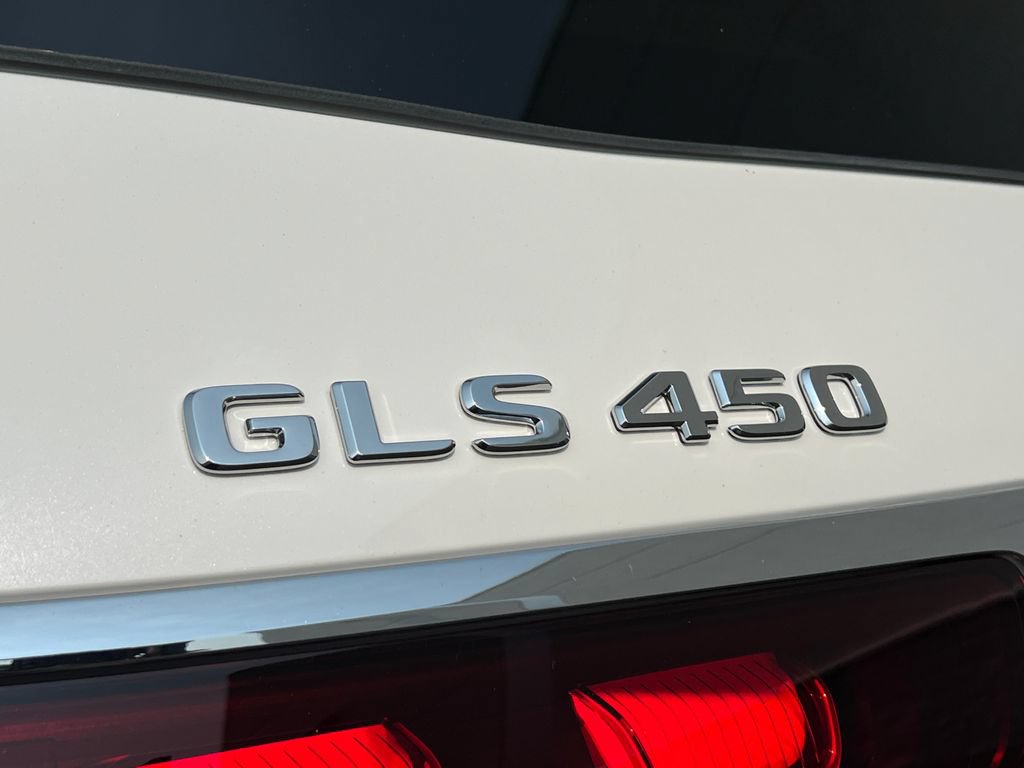 New 2026 Mercedes-Benz GLS 450 4MATIC image 32