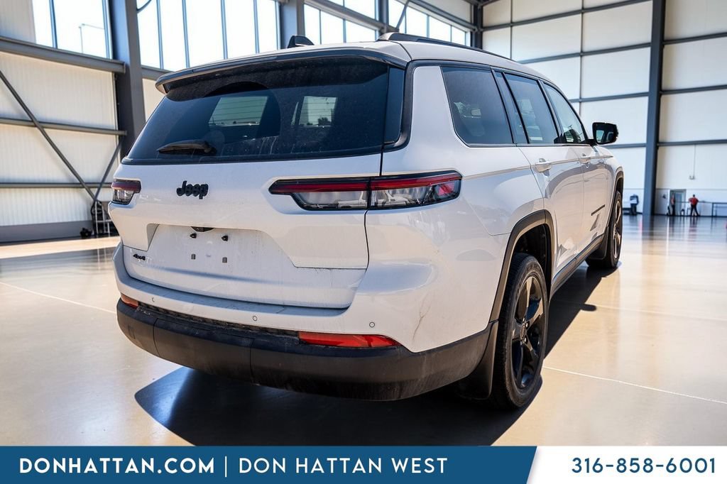 Used 2023 Jeep Grand Cherokee L Laredo AWD/4WD image 33