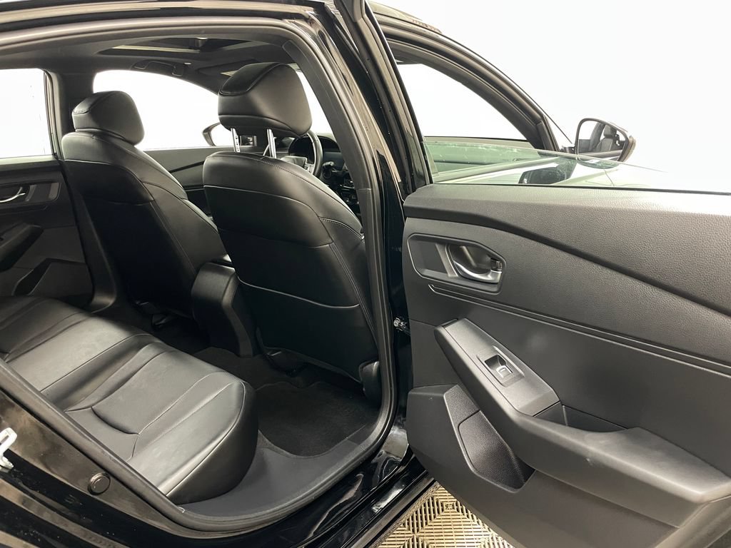Used 2024 Honda Accord Sport image 39