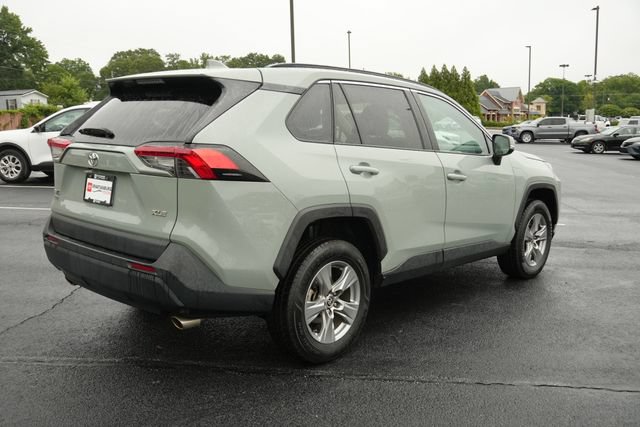 Used 2022 Toyota RAV4 XLE FWD image 8