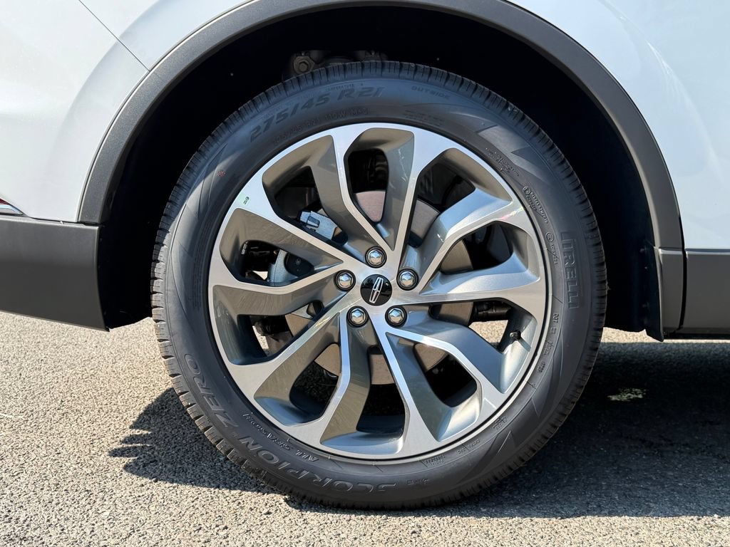 New 2026 Lincoln Aviator Reserve AWD/4WD image 6