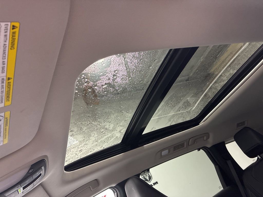 Used 2023 INFINITI QX60 Luxe w/ Cargo Package image 16