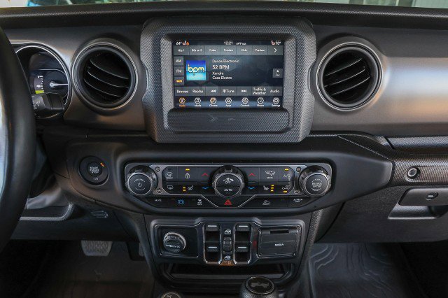 Used 2023 Jeep Wrangler Unlimited w/ Cold Weather Group AWD/4WD image 13