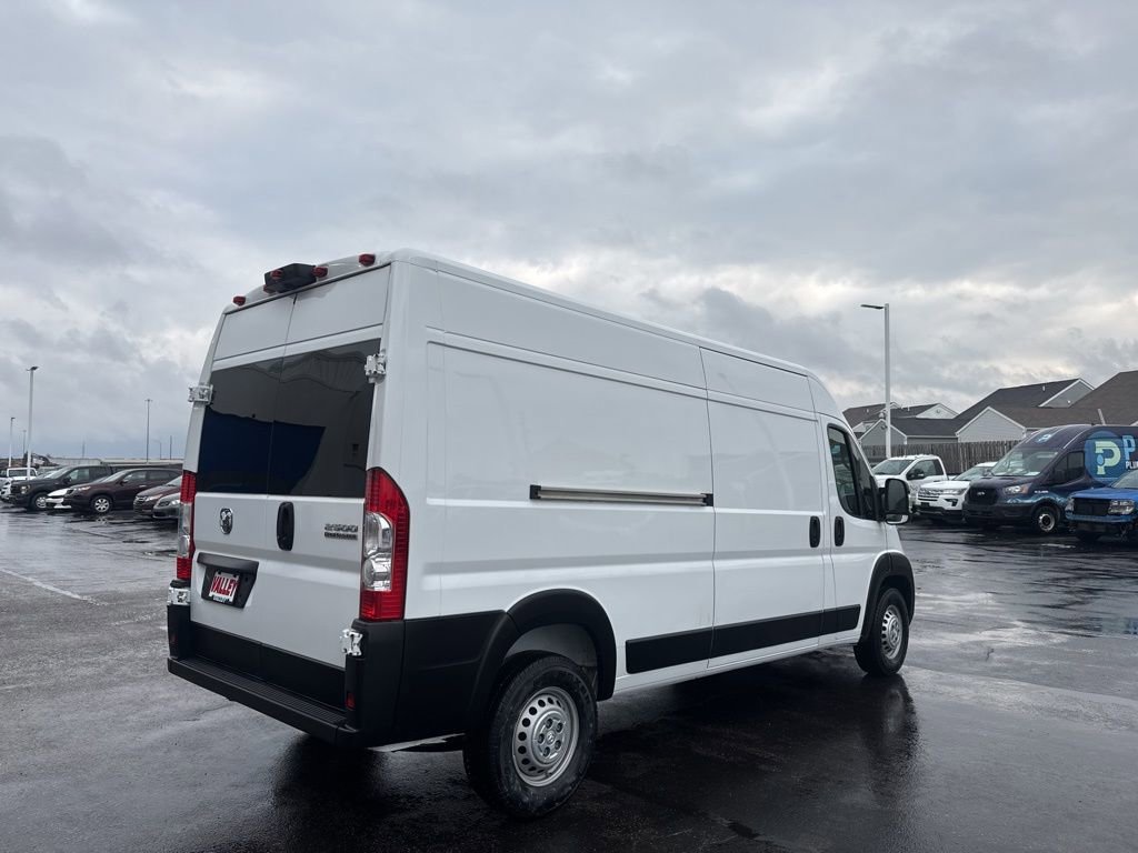Used 2024 RAM ProMaster 2500 image 7