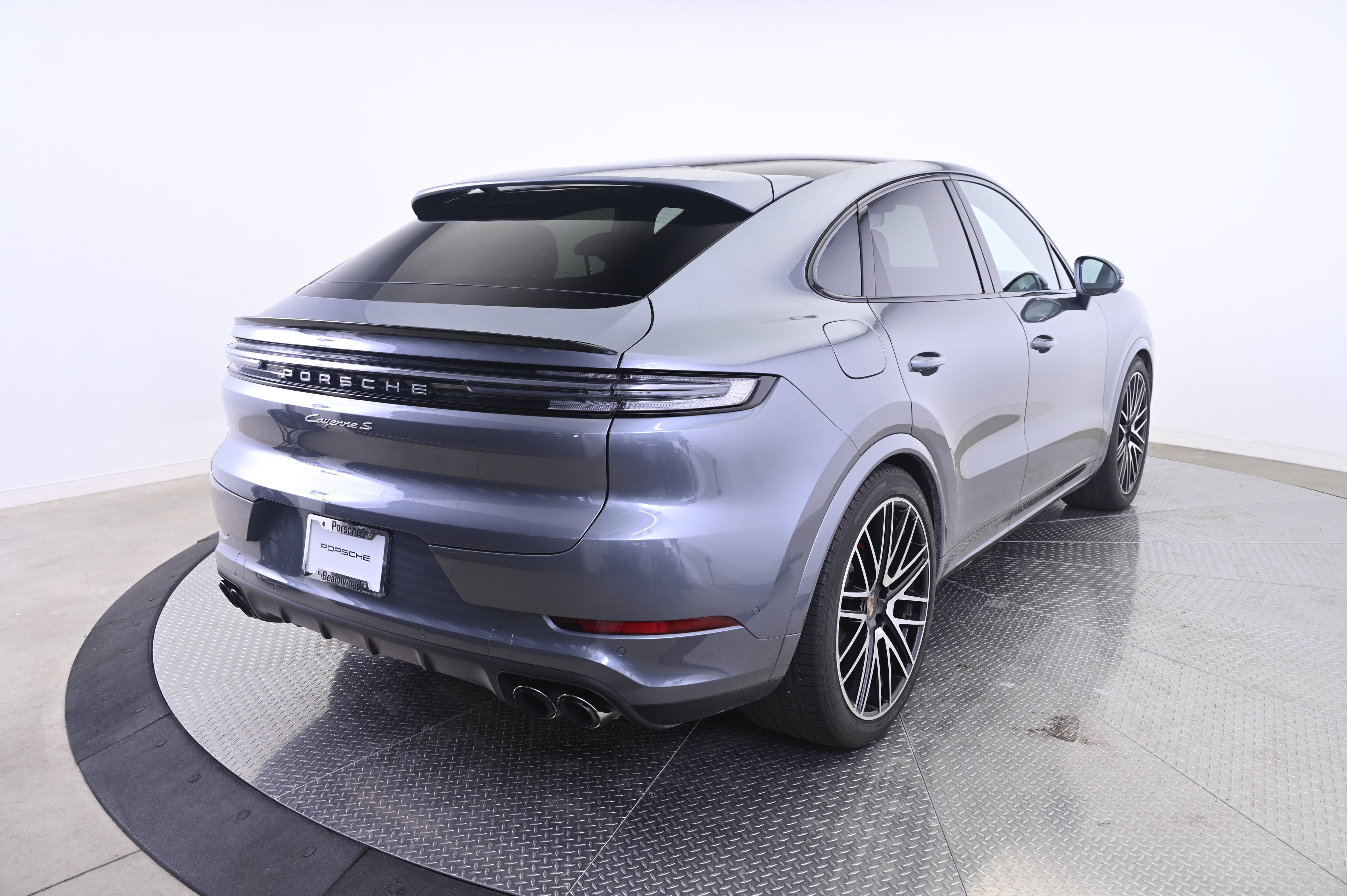 Certified 2026 Porsche Cayenne S AWD/4WD image 7