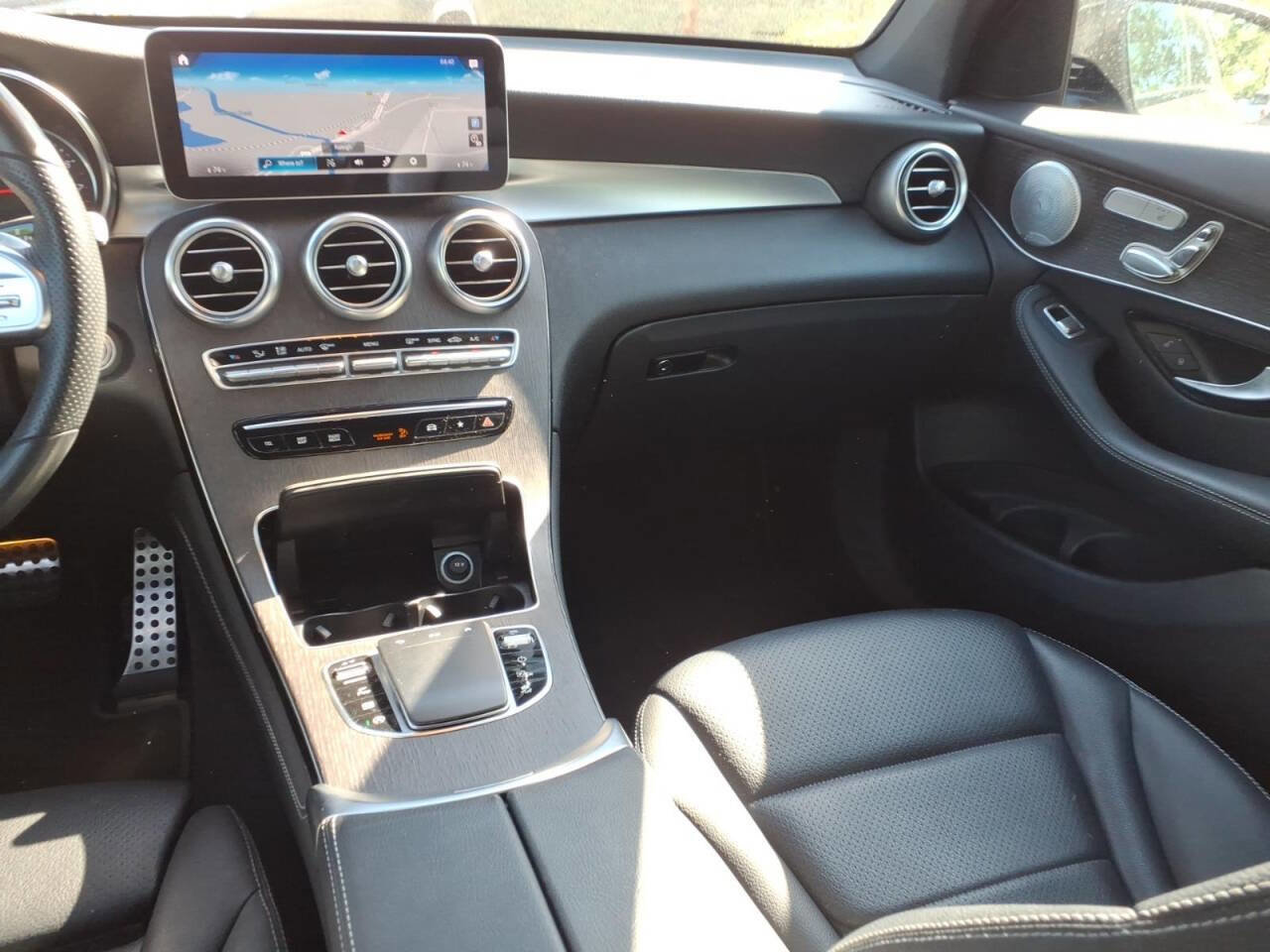 Used 2020 Mercedes-Benz GLC 300 image 13