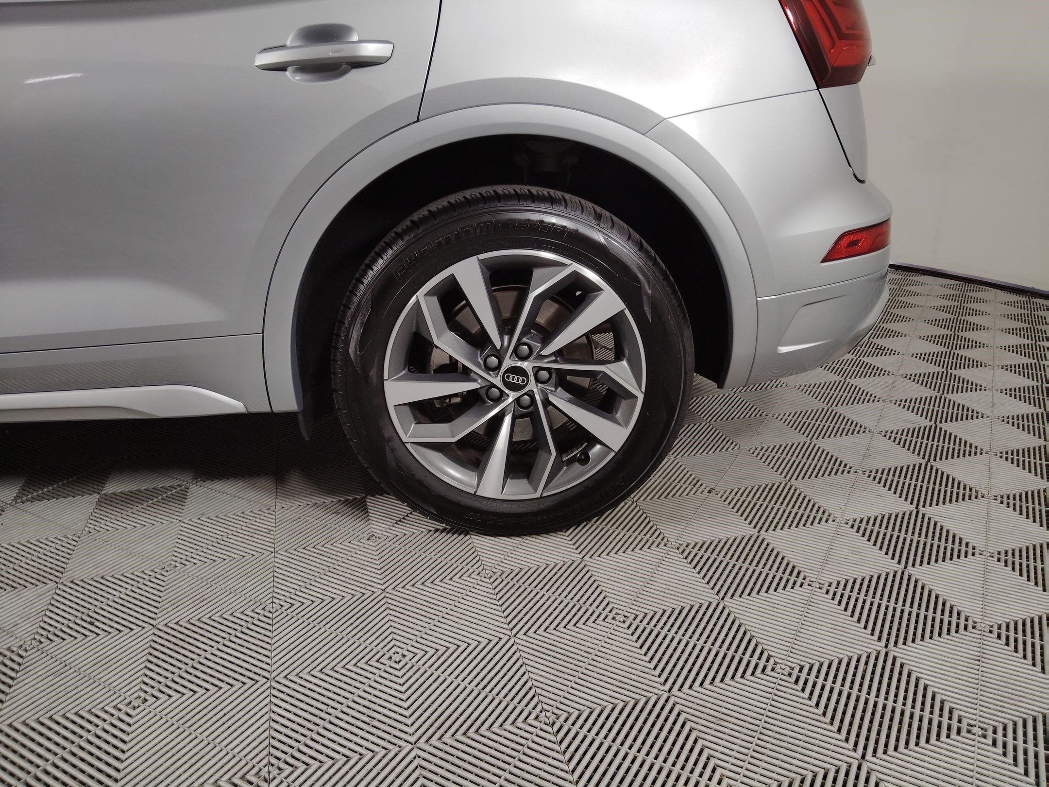 Used 2022 Audi Q5 2.0T Premium Plus w/ Premium Plus Package image 10