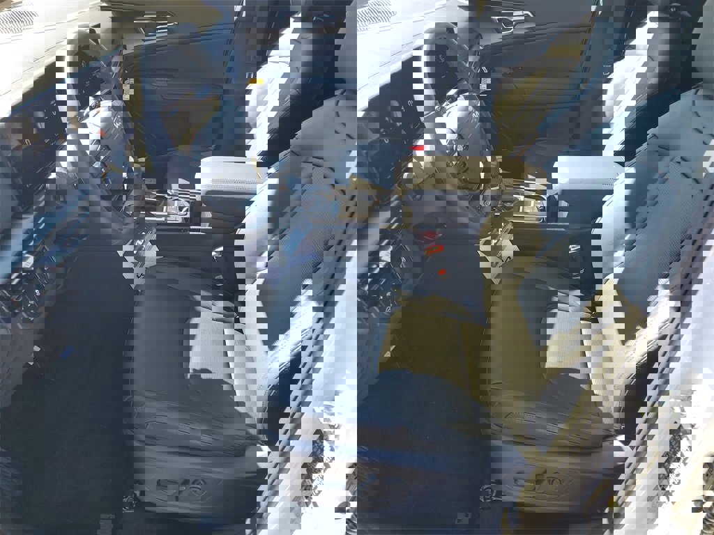 New 2026 Kia Sportage EX image 5