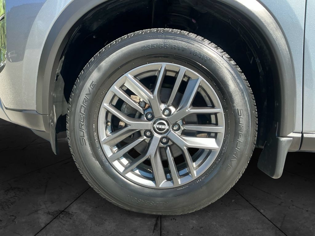 Used 2023 Nissan Rogue S AWD/4WD image 15