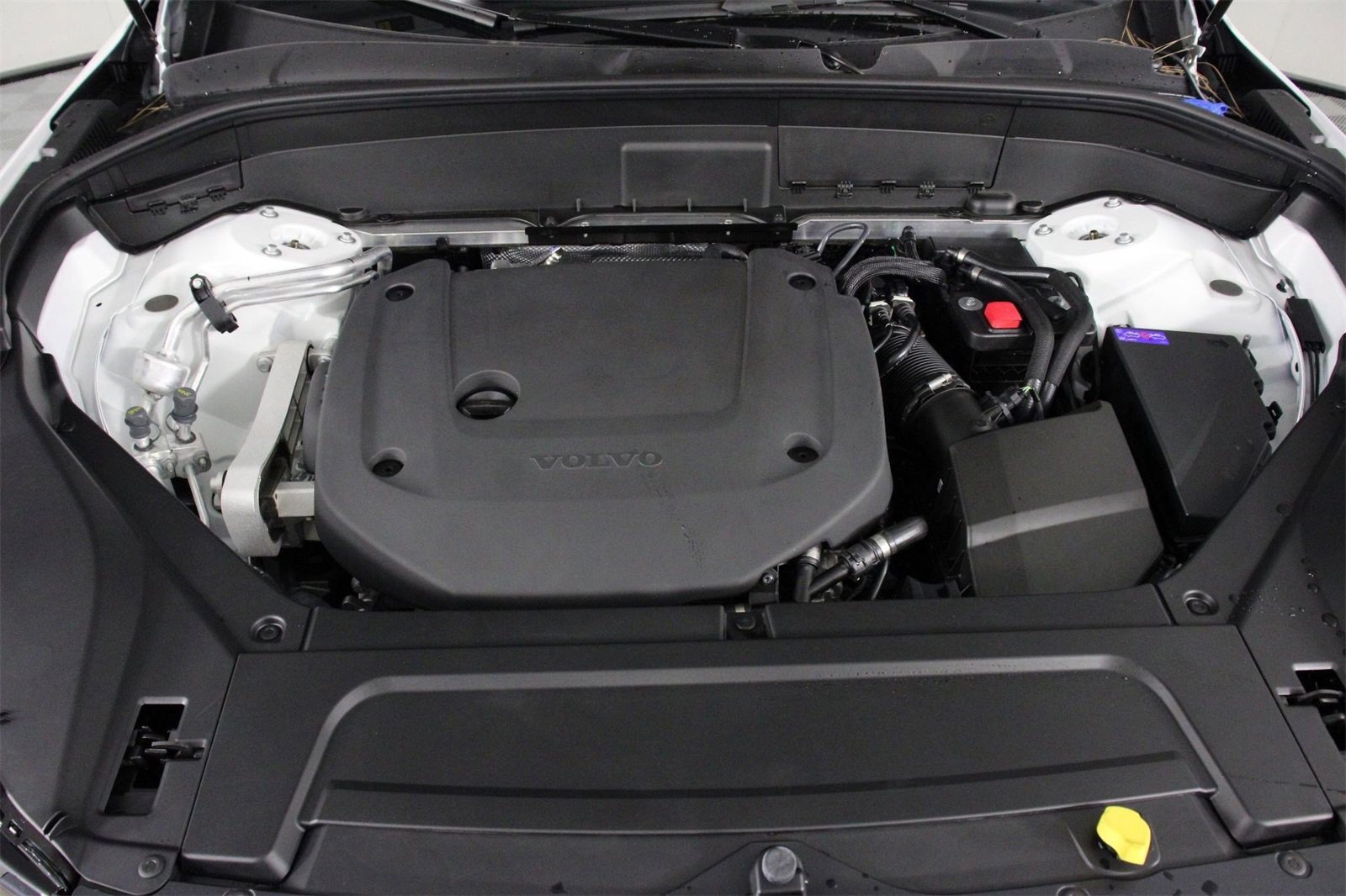 New 2026 Volvo XC90 B6 Plus w/ Protection Package Premier image 12