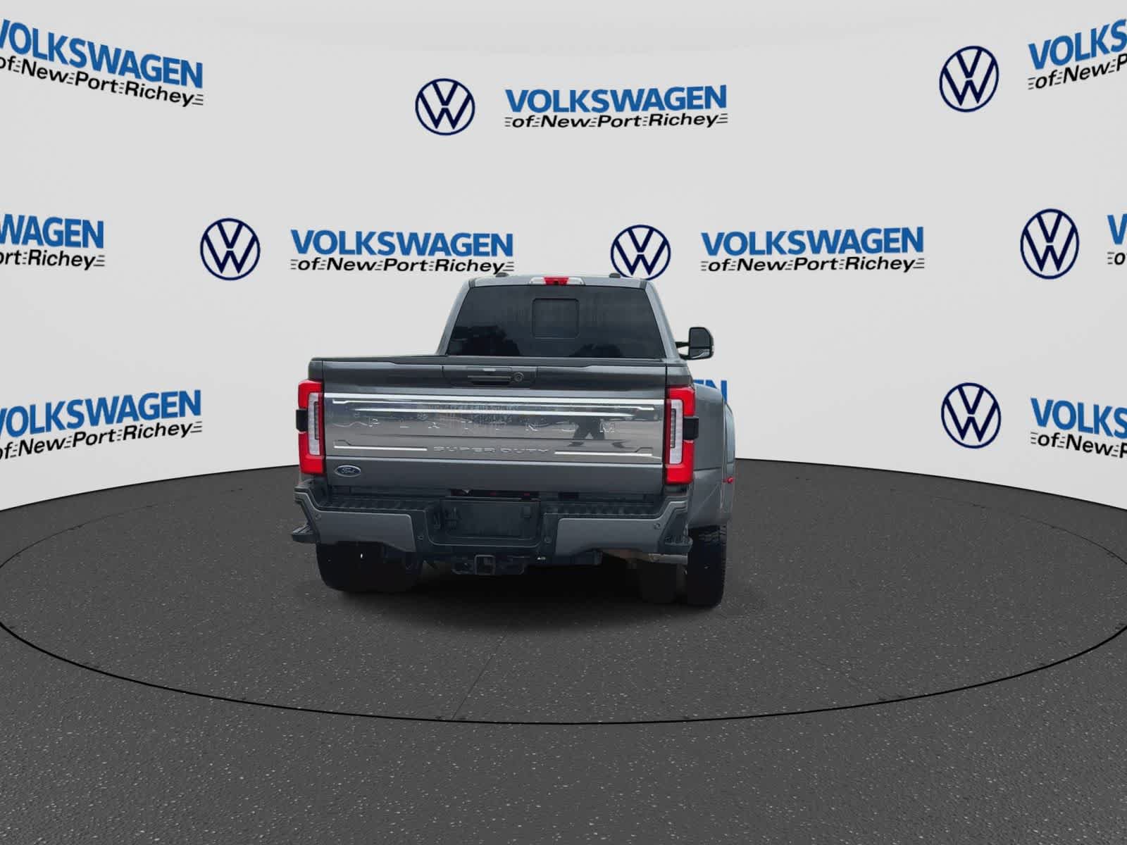 Used 2024 Ford F450 Platinum AWD/4WD image 7