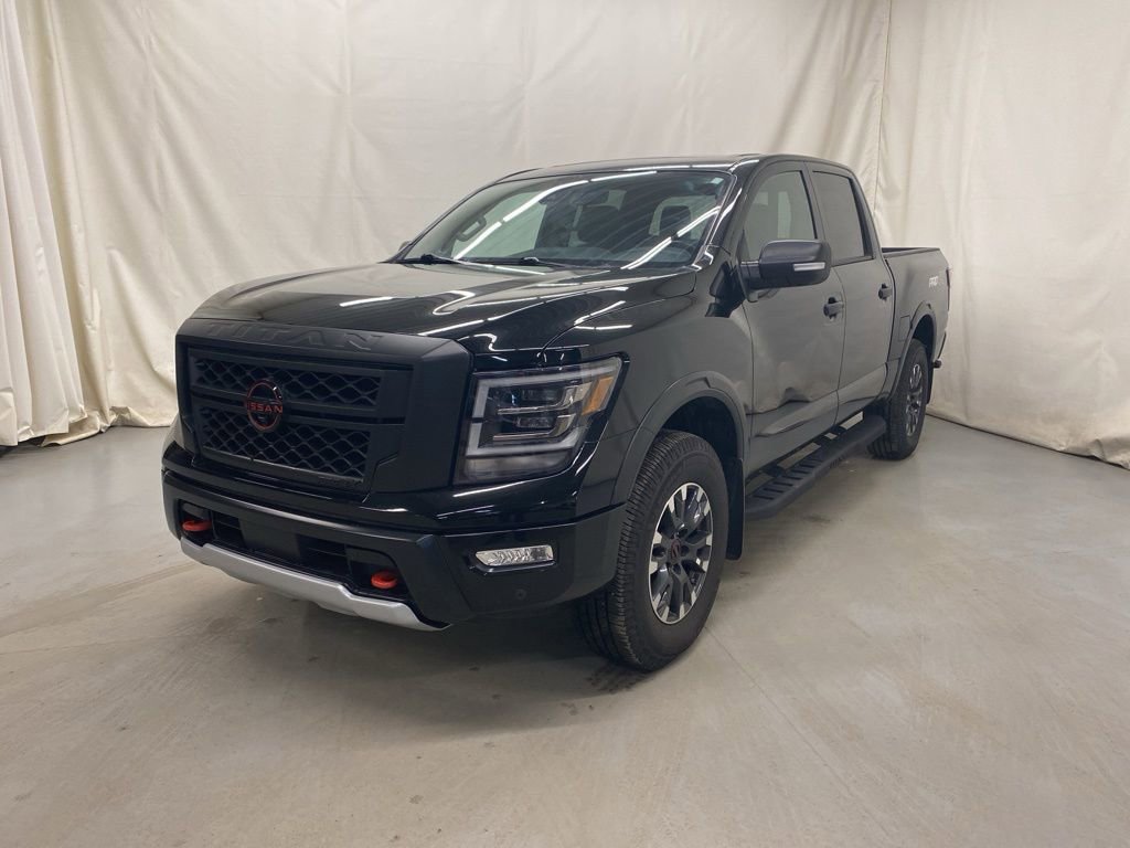 Used 2024 Nissan Titan PRO-4X w/ Pro-4x Convenience Package image 2