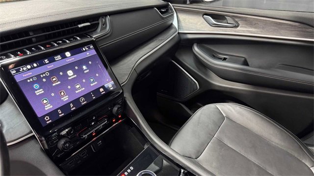 Used 2021 Jeep Grand Cherokee L Limited w/ Trailer Tow Group (B) image 31