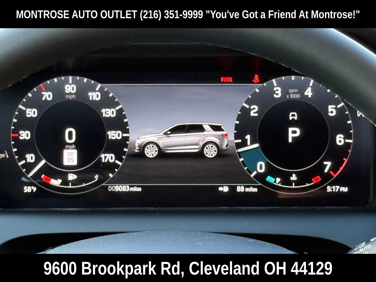 New 2025 Land Rover Discovery Sport S image 29