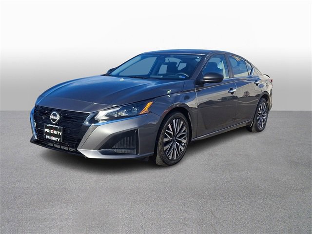 Used 2024 Nissan Altima 2.5 SV