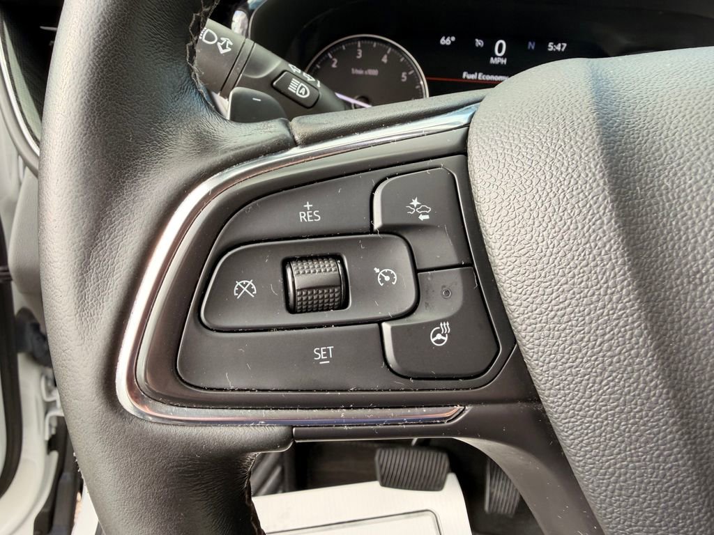 Used 2023 Buick Envision Essence FWD image 16