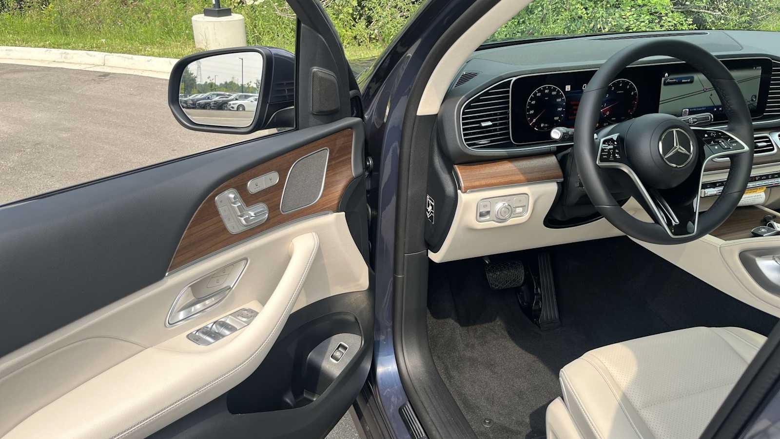 New 2026 Mercedes-Benz GLE 350 4MATIC image 16