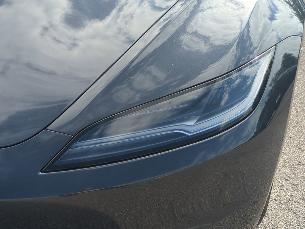 Used 2025 Tesla Model 3 Long Range image 11