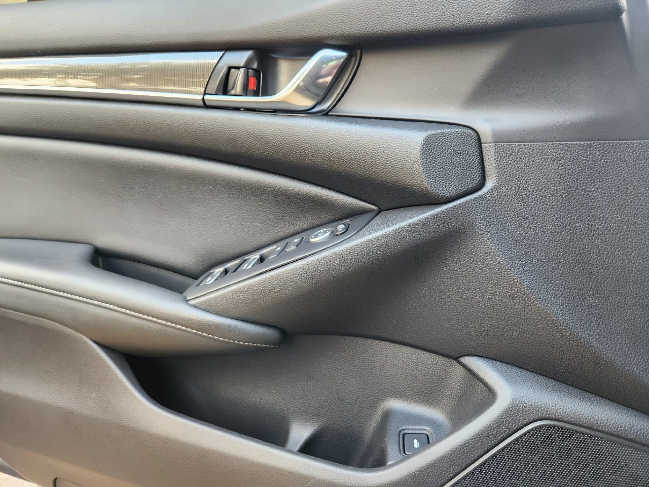 Certified 2022 Honda Accord Sport image 22