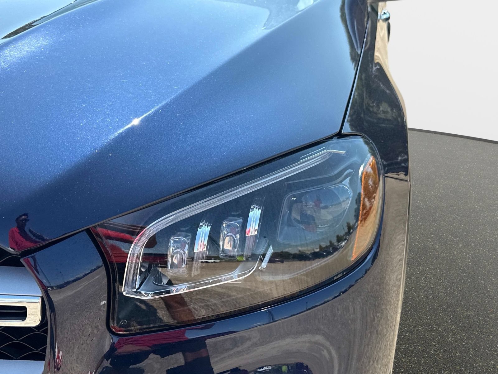 Used 2022 Mercedes-Benz GLS 450 4MATIC image 9