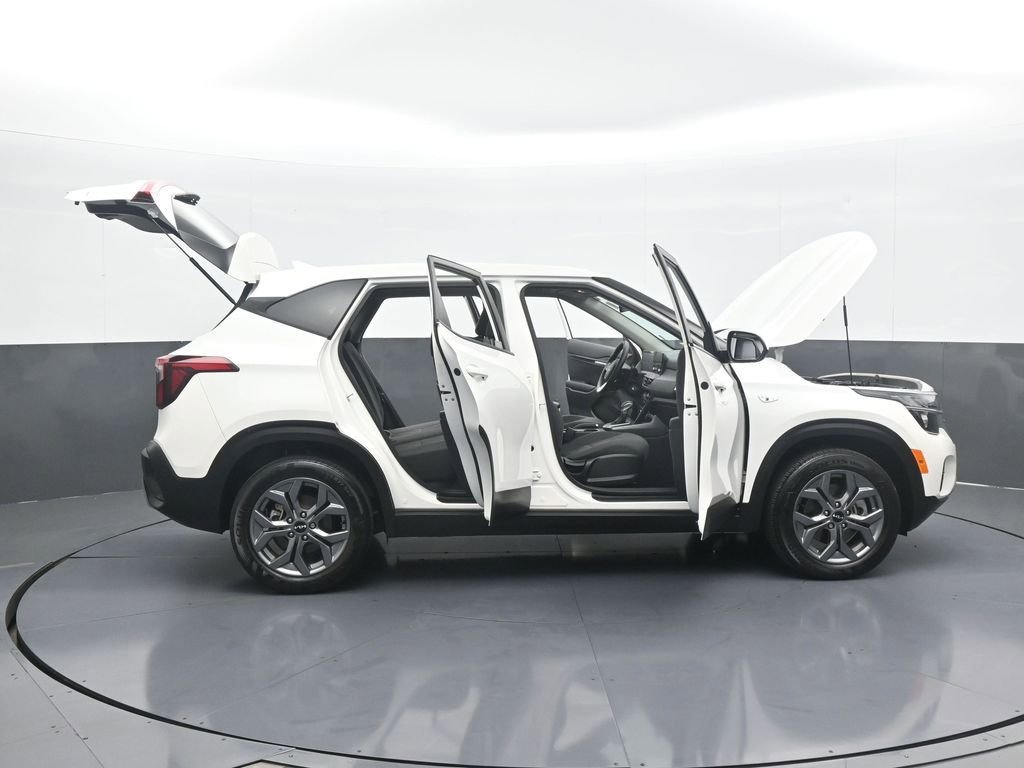 Used 2024 Kia Seltos LX image 70