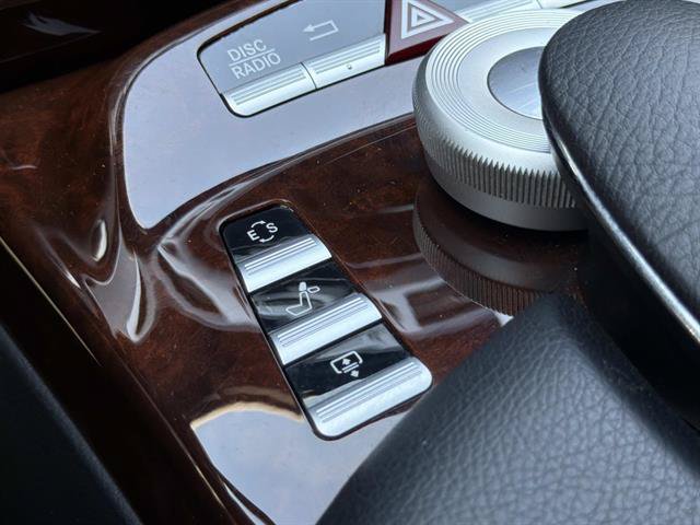 Used 2012 Mercedes-Benz S 550 image 24