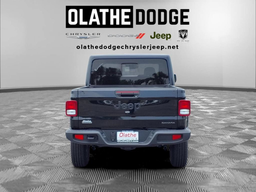 New 2026 Jeep Gladiator Sport AWD/4WD image 24