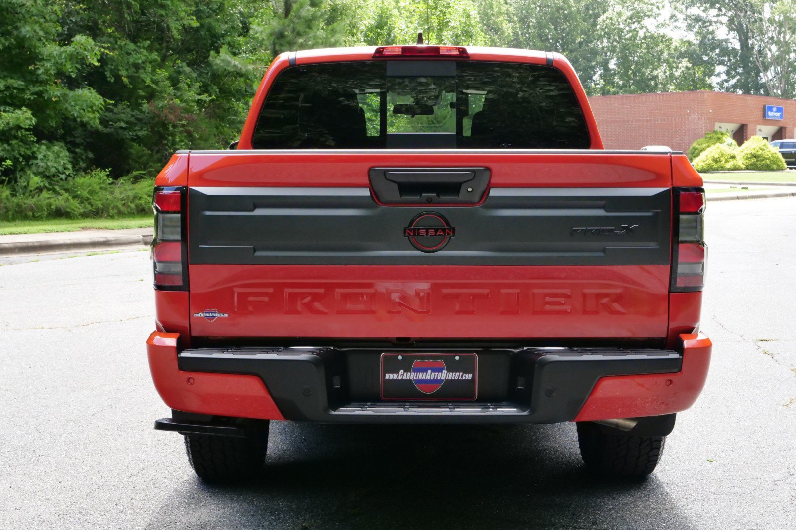 Used 2025 Nissan Frontier Pro-X RWD image 8