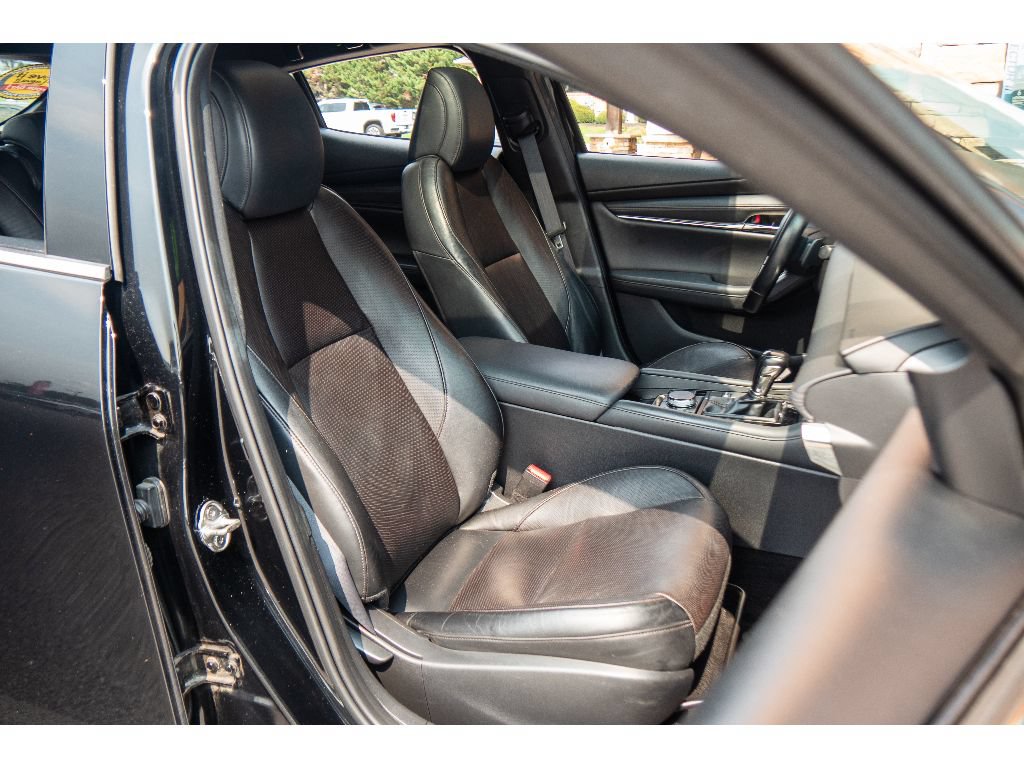 Used 2021 MAZDA MAZDA3 s AWD/4WD image 17