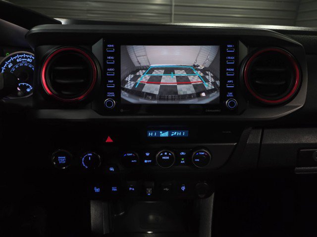 Used 2021 Toyota Tacoma TRD Sport w/ Technology Package AWD/4WD image 27
