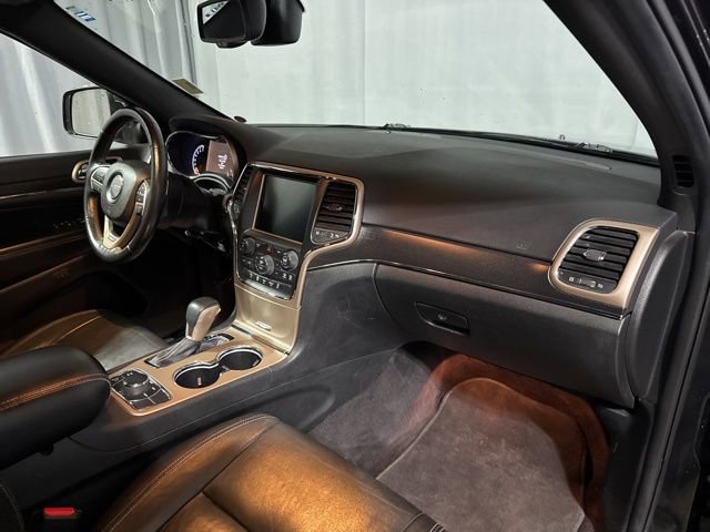 Used 2016 Jeep Grand Cherokee Limited image 39