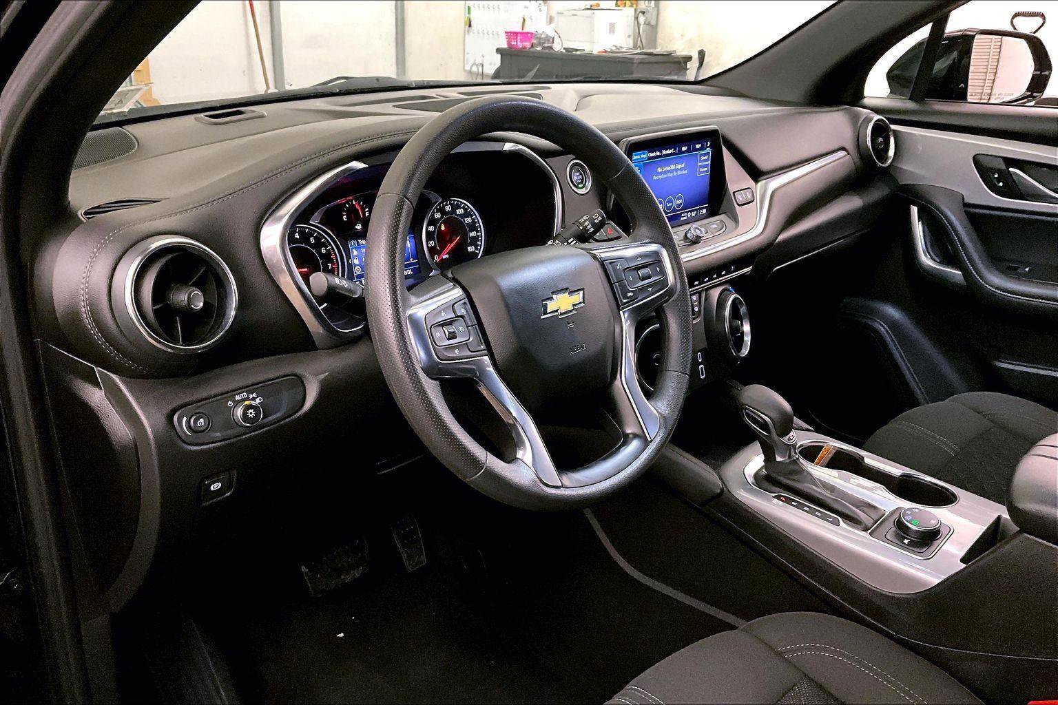 Used 2022 Chevrolet Blazer LT image 12