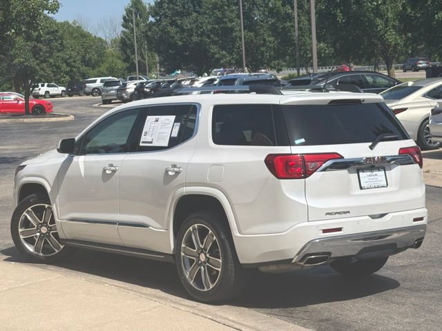 Used 2017 GMC Acadia Denali w/ Technology Package FWD image 5