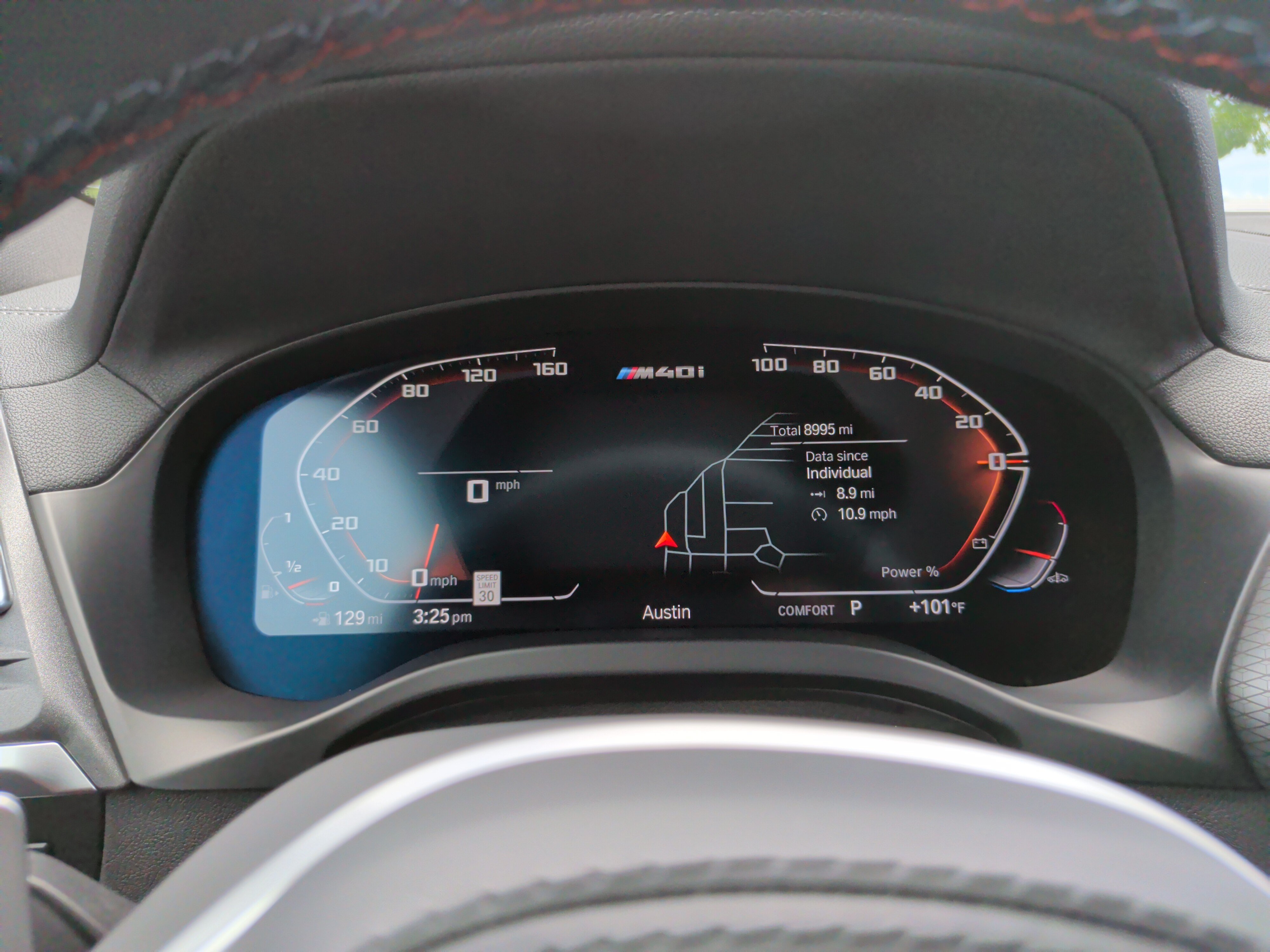 Certified 2025 BMW X4 M40i AWD/4WD image 17