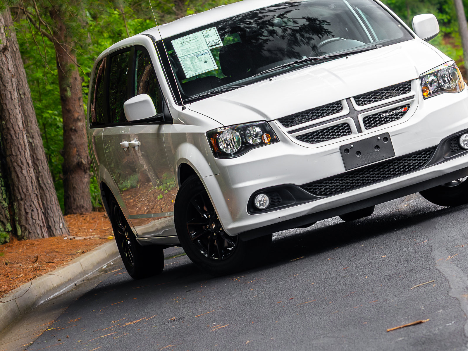 Used 2020 Dodge Grand Caravan GT FWD image 21