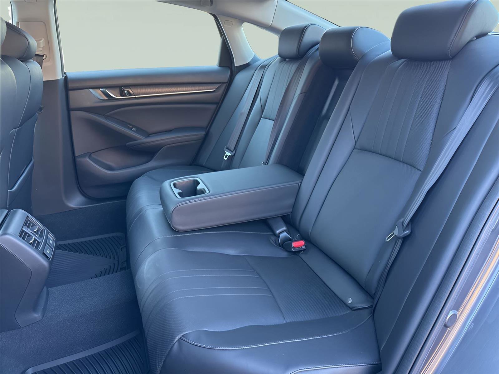 Used 2021 Honda Accord EX-L image 23