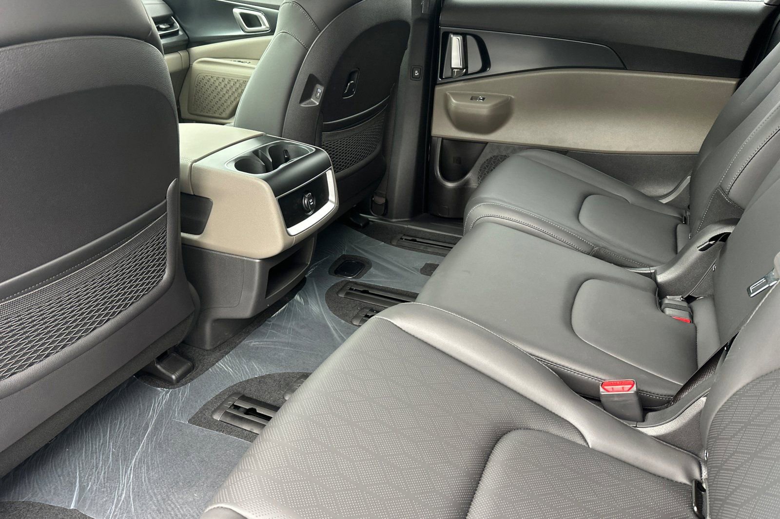 New 2026 Kia Carnival LXS image 12