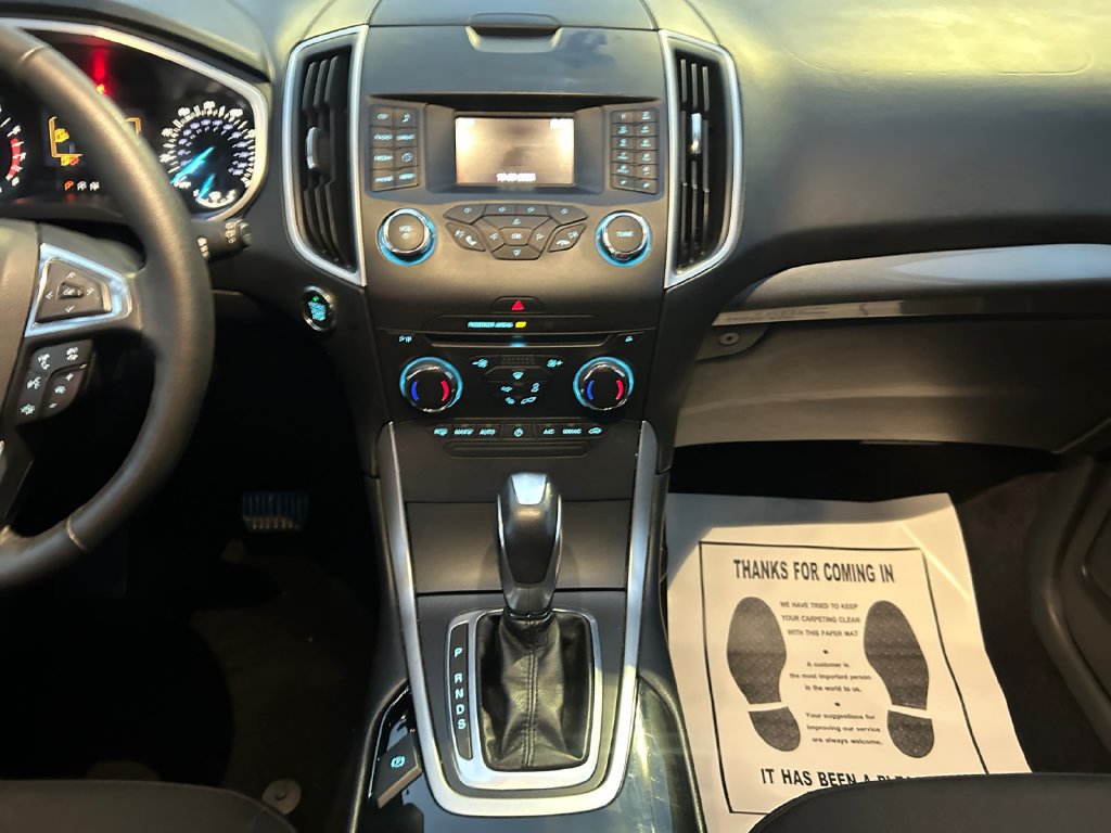 Used 2017 Ford Edge SEL w/ Cargo Accessory Package FWD image 11