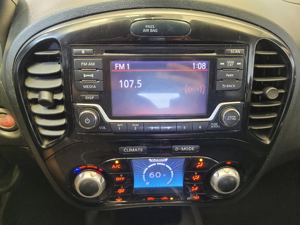 Used 2016 Nissan Juke SV AWD/4WD image 25