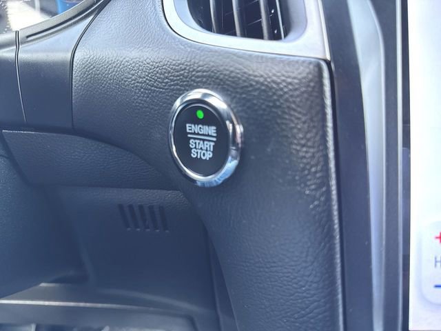 Used 2022 Ford Edge SEL image 16