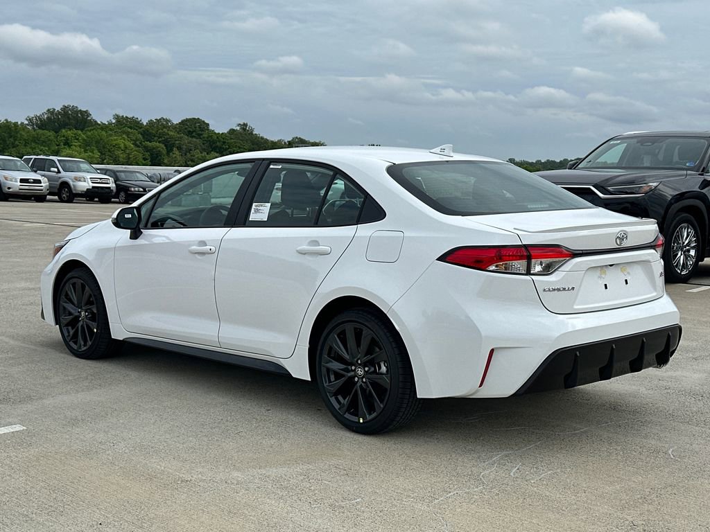 New 2026 Toyota Corolla SE FWD image 3