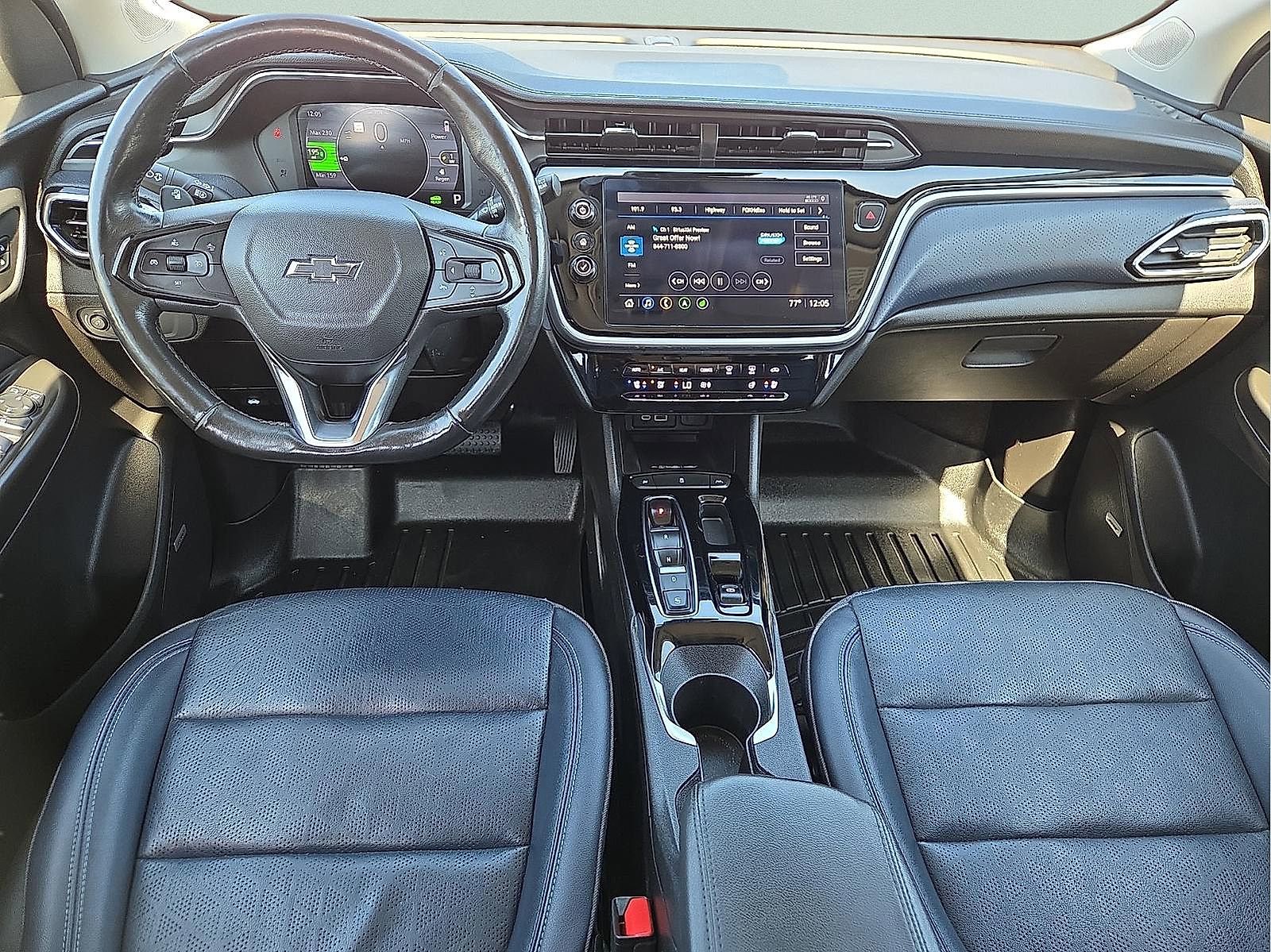 Used 2022 Chevrolet Bolt EUV Premier w/ Sun & Sound Package FWD image 11