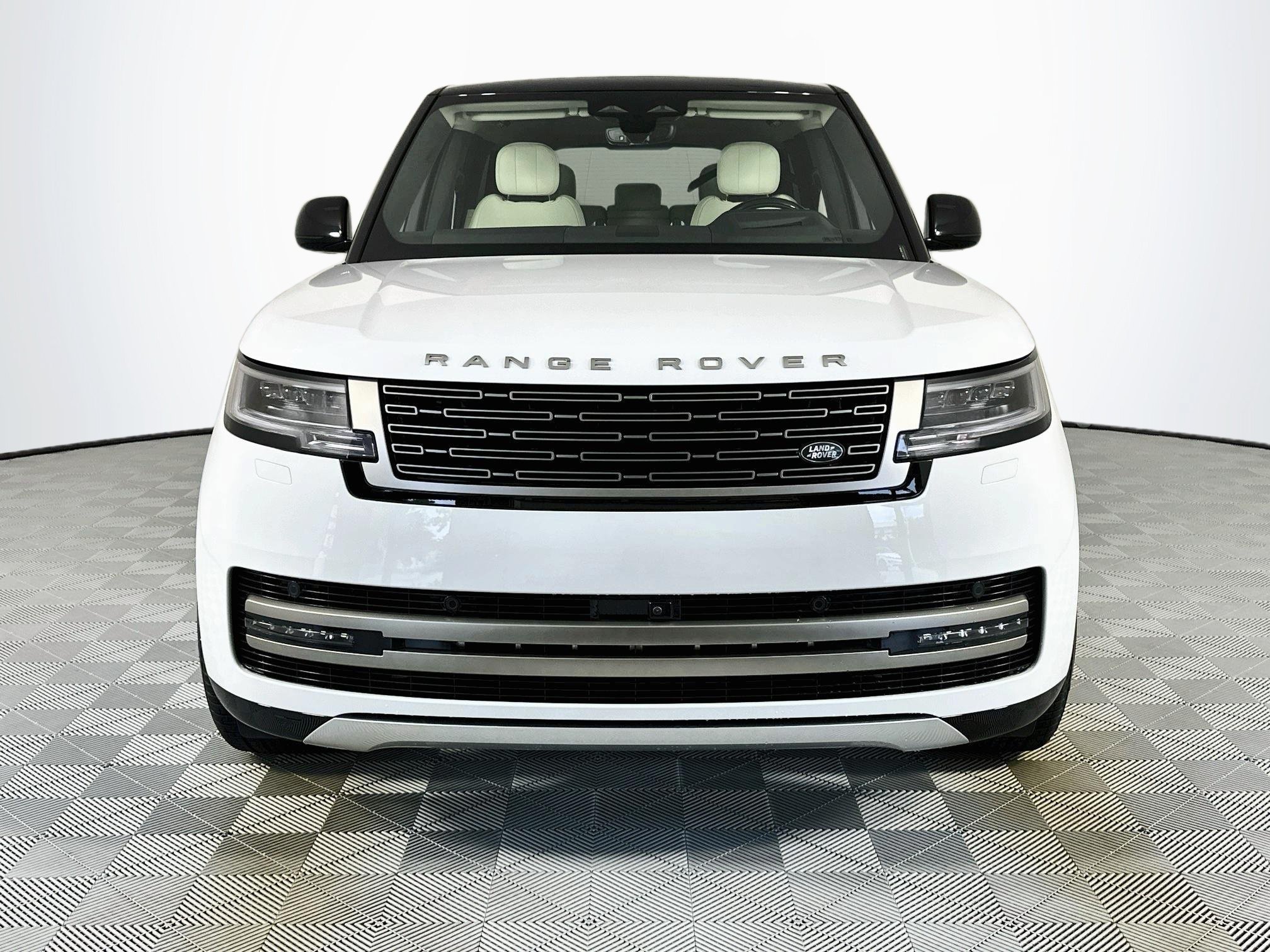New 2027 Land Rover Range Rover SE AWD/4WD image 2