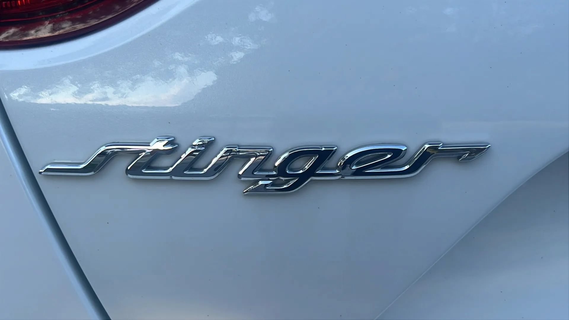 Used 2018 Kia Stinger RWD image 32