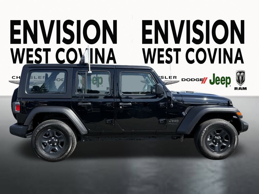Used 2022 Jeep Wrangler Unlimited Sport image 9