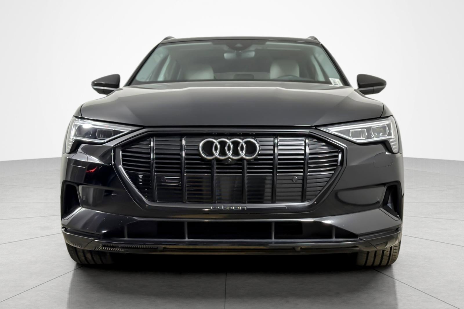 Certified 2023 Audi e-tron Premium Plus AWD/4WD image 8