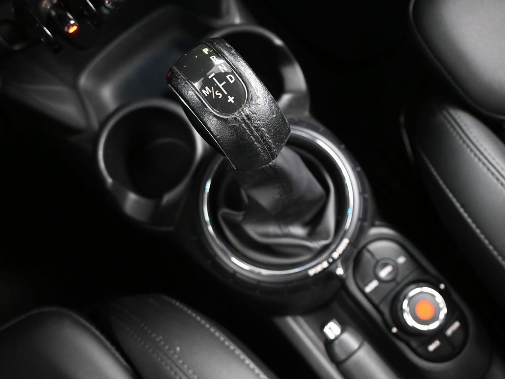 Used 2017 MINI Cooper Convertible image 19