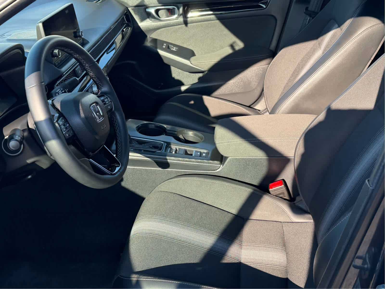 Used 2025 Honda Civic Sport image 12